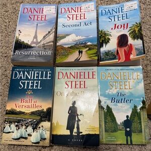 6 Danielle Steel Paperback Books